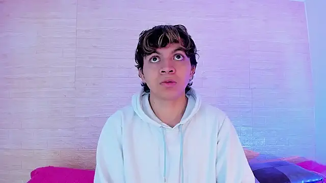 Lucaas King online show from December 27, 3:06 pm