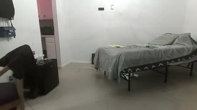 Peachestabby147 online show from February 21, 9:21 am