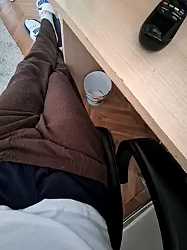 hairy18888 online show from April 21, 7:14 am