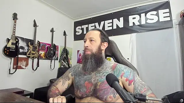 StevenRiseNYC online show from December 31, 11:53 am