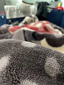 u wan me online show from January 8, 4:01 pm