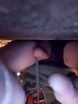 Snapshot of Affenarsch81 chatting on December 8, 11:46 am Affenarsch81 online show from December 8, 11:46 am